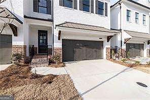 1st image of 816 Dodd Trl