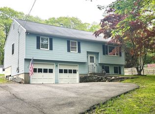 37 Crofut Rd, Naugatuck, CT 06770