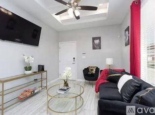 802 W Carmel Ave, Pharr, TX 78577