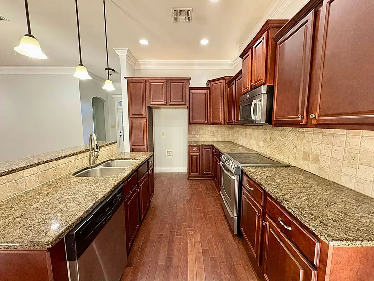 120 Mirada Ln — Photo 8