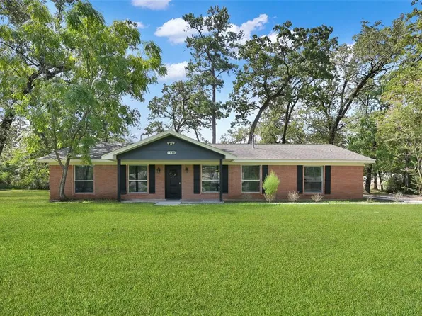 1918 Pinewoods Way, Spring, TX 77386