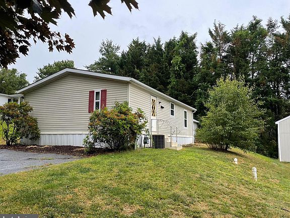 2nd image of 144 Lassiter Cir