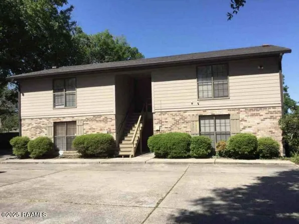 104 Calypso Ln, Lafayette, LA 70508