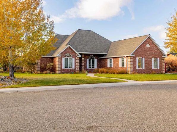 2350 Larkspur Ct, Cody, WY 82414
