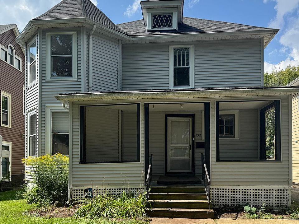 1st image of 838 Hickory St