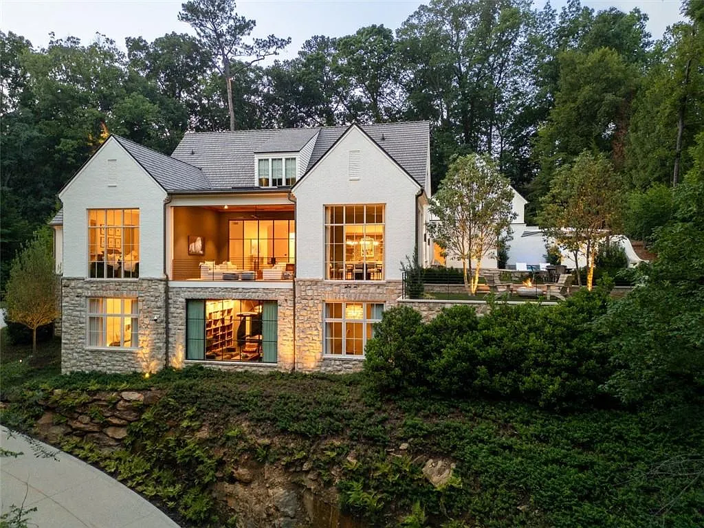 6 bed, 8.0 bath, 7887 sqft, $55,000 — Photo 1