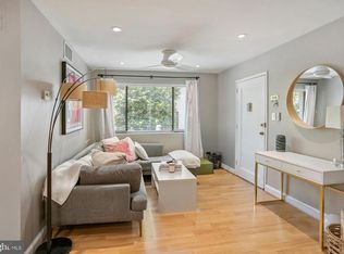 3817 Davis Pl NW APT 2, Washington, DC 20007