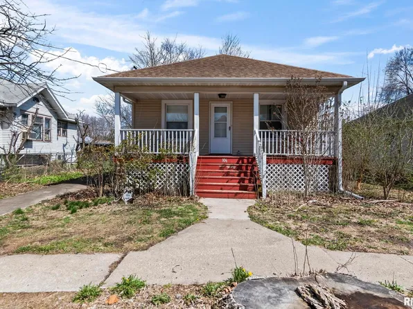 106 Henry St, Bulpitt, IL 62517