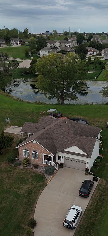 2921 Prairie St - Property Image