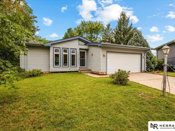 5912 N 108th Avenue Cir, Omaha, NE 68164