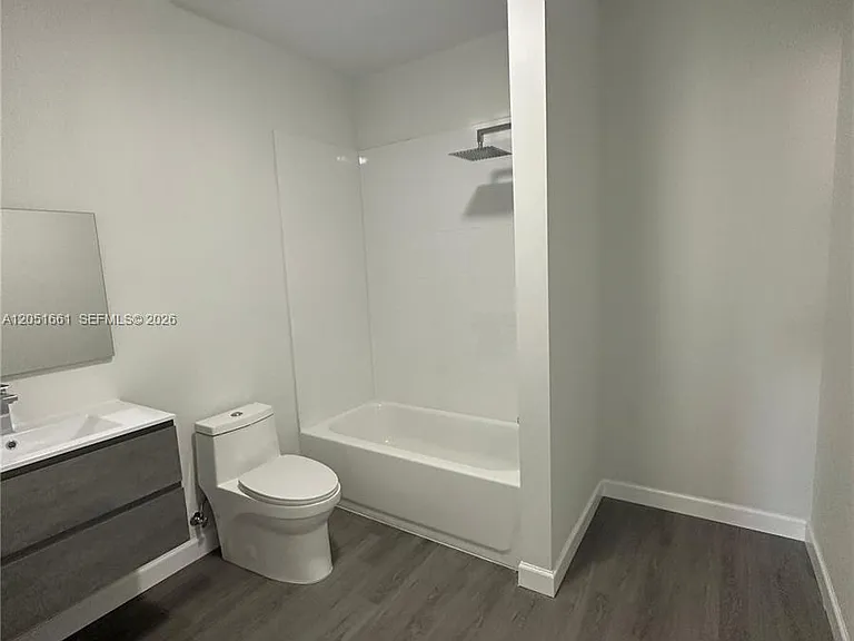 2311 NW 22nd Ave #202 — Photo 21