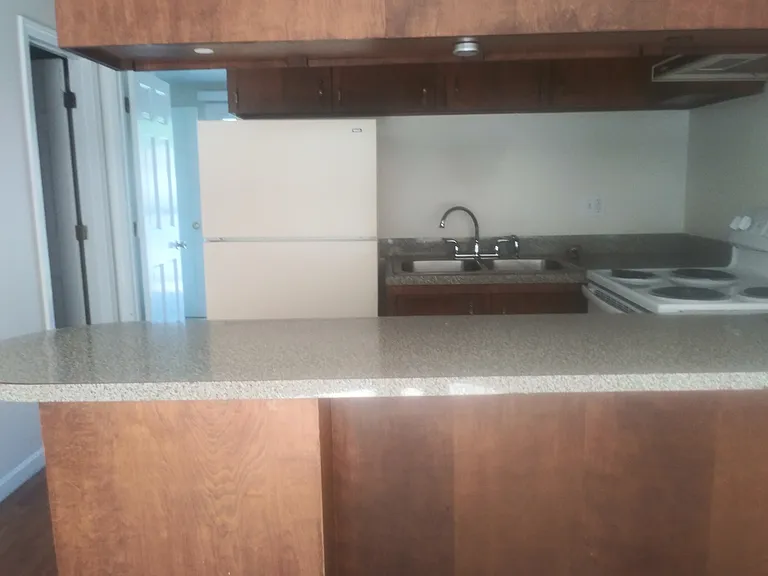 19 Sunset Ave — Photo 6