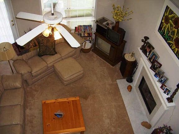 Open Loft views Great Rm