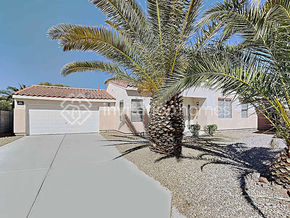 948 Country Skies Ave