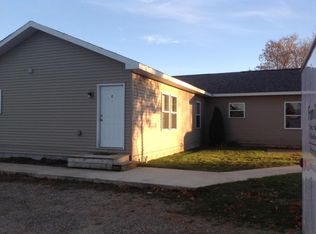 821 W Sheldon St APT B, Gaylord, MI 49735