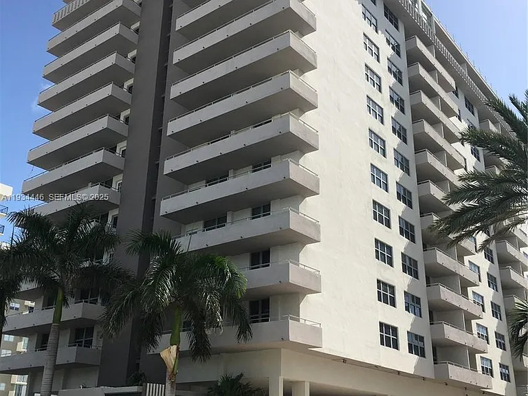 9225 Collins Ave #305 — Photo 1