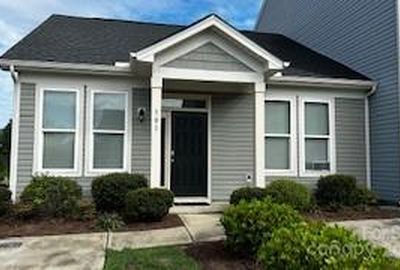 101 N Canyon Ridge Dr, Mt Holly, NC, 28120