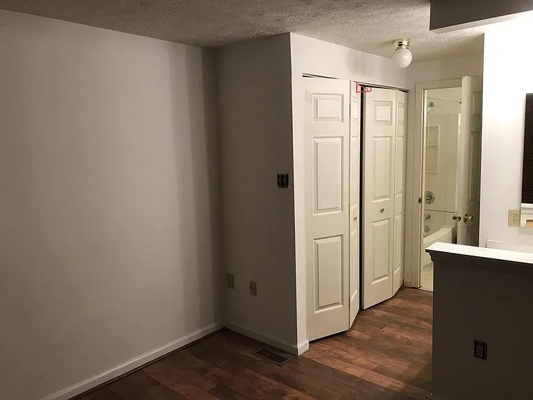 14720 Crosswood Ter — Photo 9