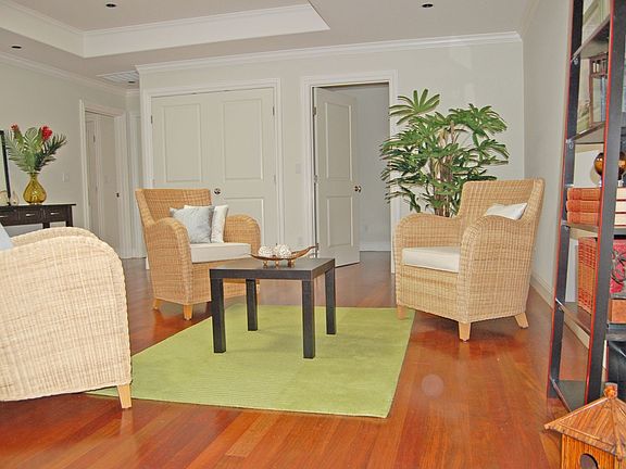 3rd image of 104 Zanzibar Dr