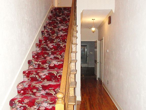 3rd image of 2007 Forest Glen Ct