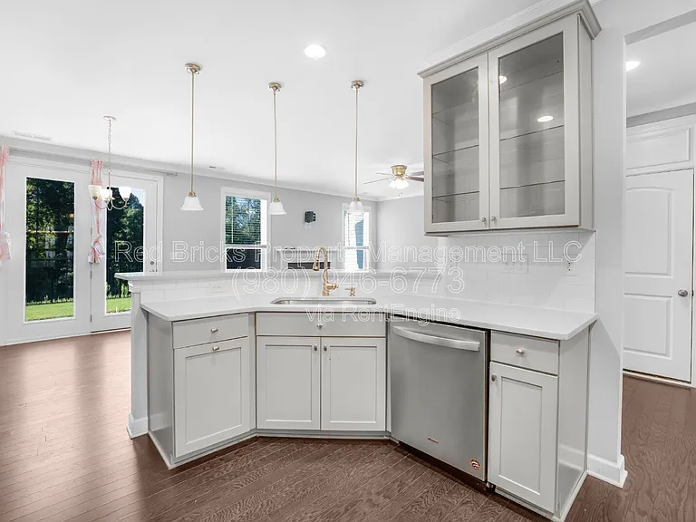 2783 Berkhamstead Cir — Photo 12