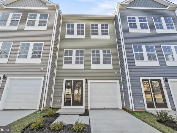 123 Sage Creek Ct, Manassas Park, VA 20111