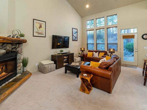 4th image of 60491 Seventh Mountain Dr