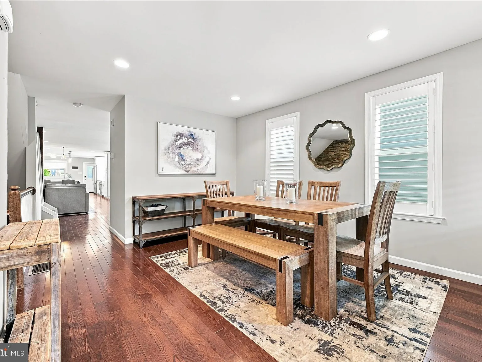 4 bed, 5.0 bath, 3041 sqft, $5,000 — Photo 3