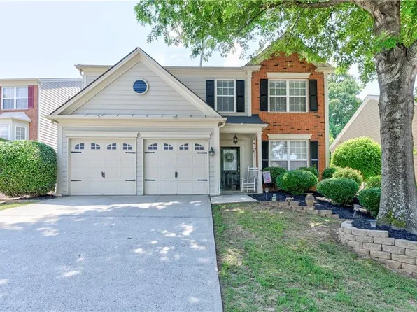 149 Wallnut Hall Cir, Woodstock, GA 30189