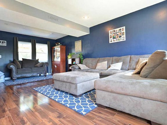 2nd image of 1740 Galleon Blvd