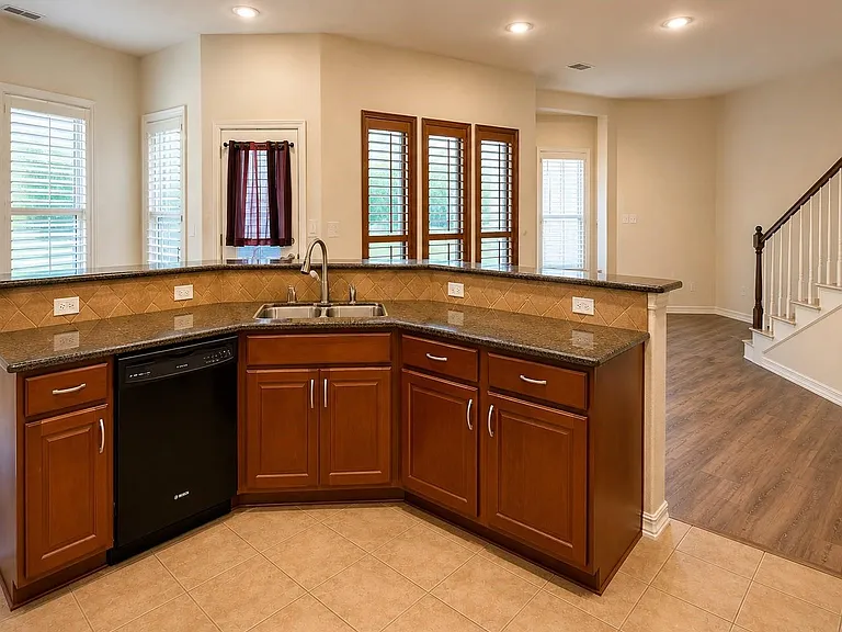 3511 Cedar Hill Ct — Photo 13