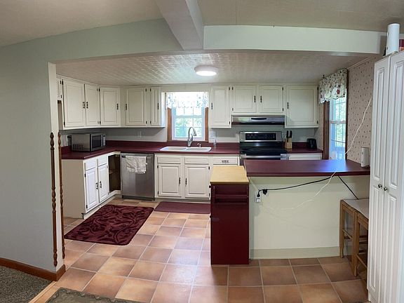 5th image of 1719 Laurel Creek Rd