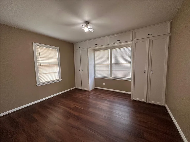 1121 Millie St — Photo 36