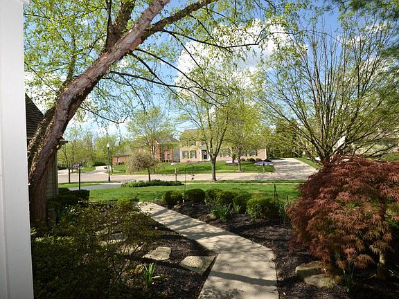 5th image of 1159 S Creekway Ct
