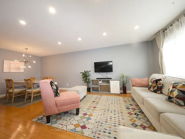 865 Vicki Dr, Pickering, ON L1W 2J6