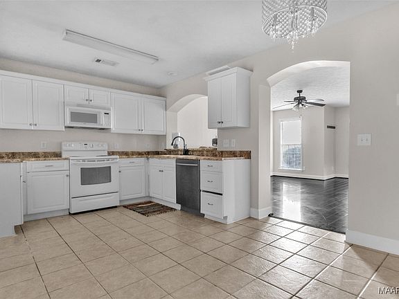 4th image of 59 Ridgeview Dr