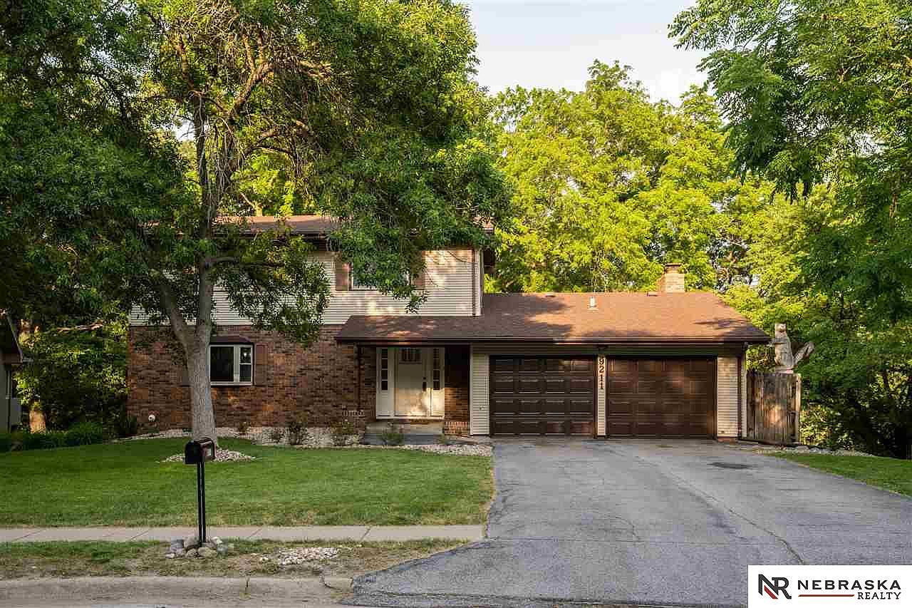 9211 Raven Oaks Dr, Omaha, NE 68152 Zillow