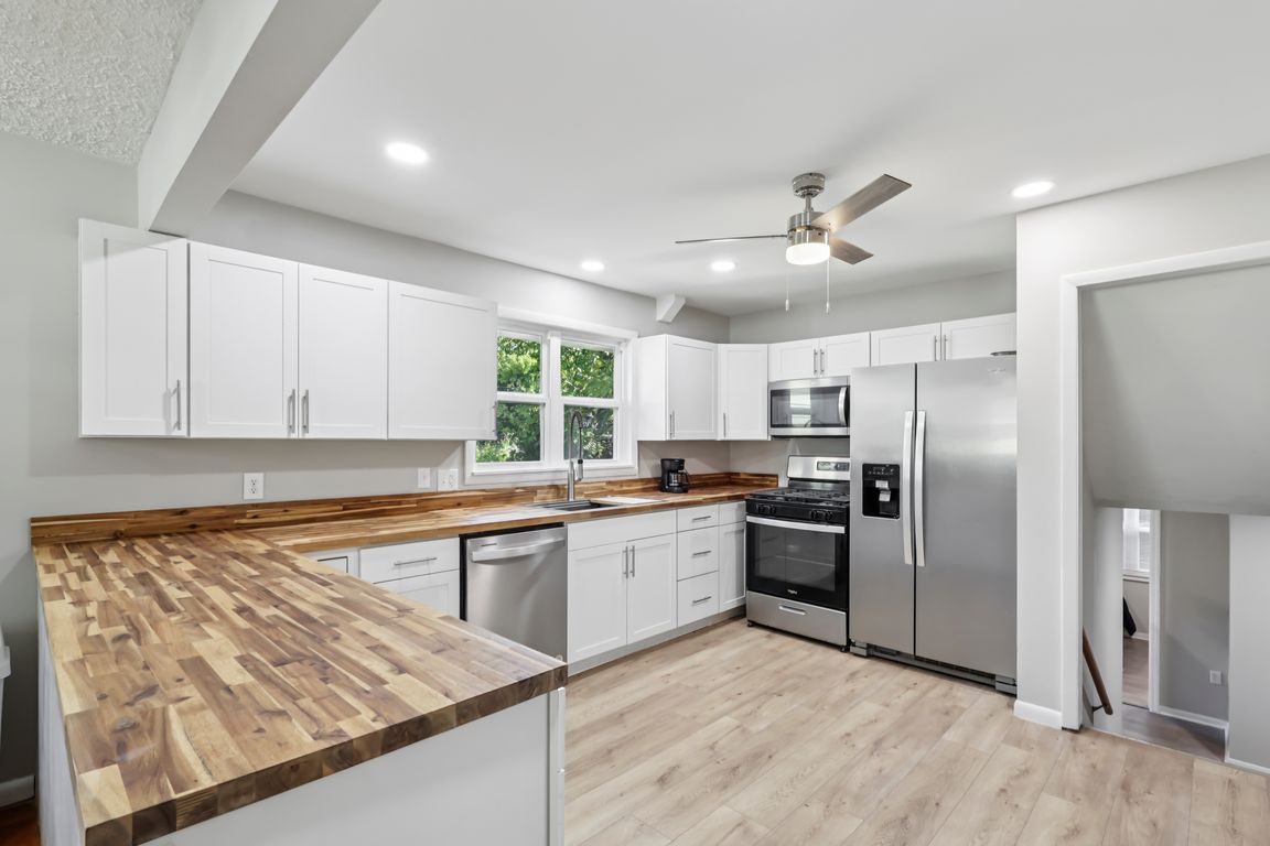 W Highland Ave-S1209-013.jpg