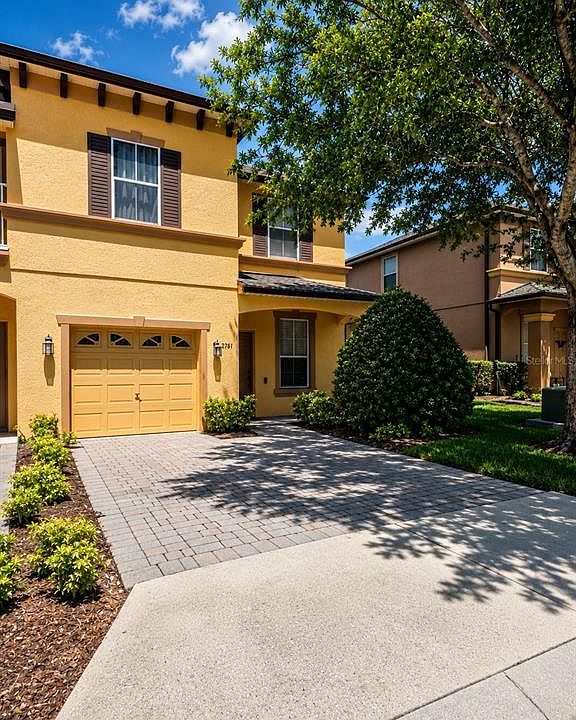 1st image of 2761 Retreat View Cir