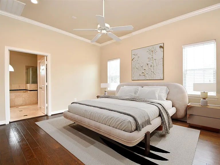 718 Roy St — Photo 17