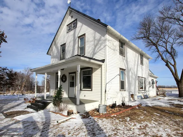 20761 Yacht Ave, Hutchinson, MN 55350