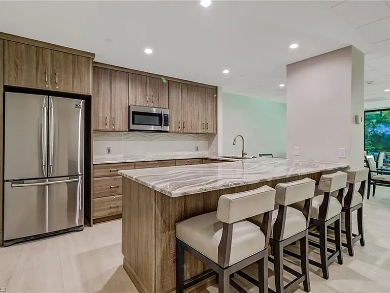 10851 Gulf Shore Dr #502 — Photo 31