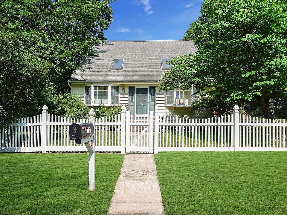 1st image of 77 Daisy Drive