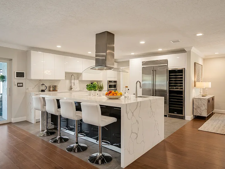 5841 Bayview Dr — Photo 20
