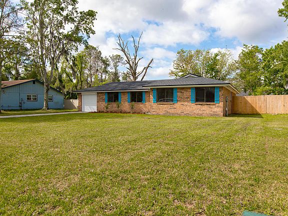 3rd image of 2358 Constitution Dr