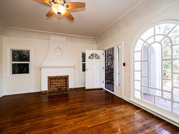 living room on side 1