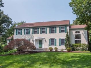 62 Musiker Ave, Randolph, NJ 07869