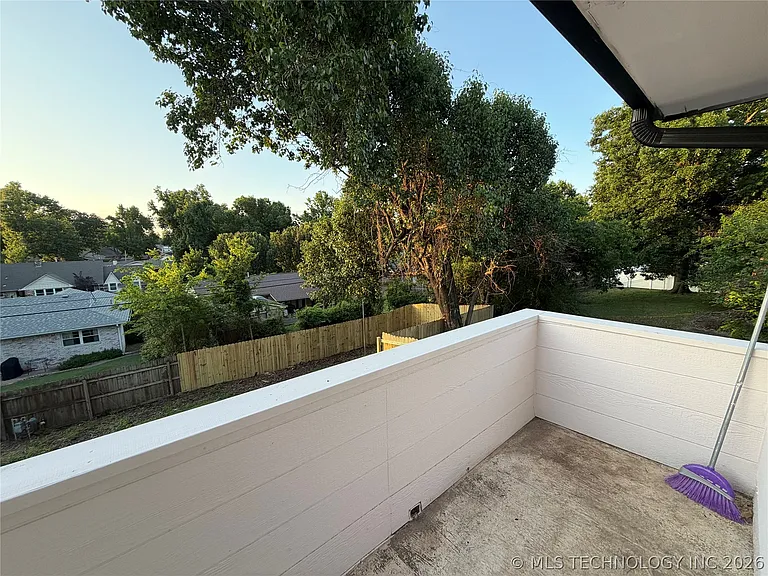 5431 E 39th St — Photo 22