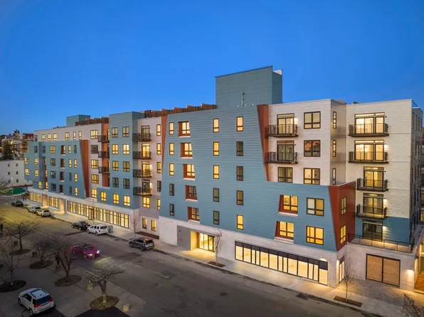 301 Border St #506A, Boston, MA 02128