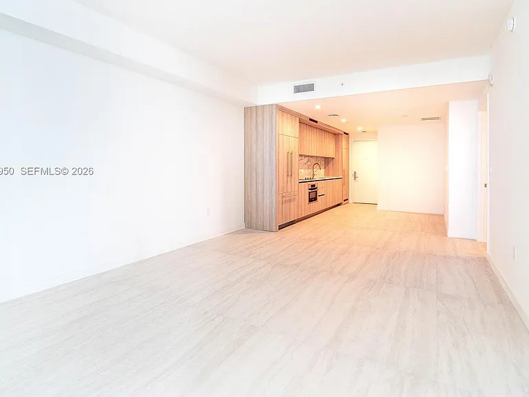 77 SE 5th St #2908 — Photo 32